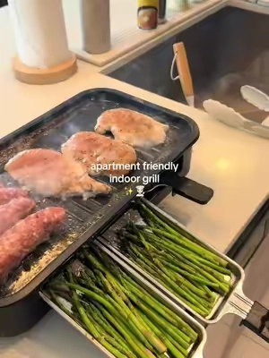 this indoor grill is one of the best gadgets. I have gotten this year so far perfect alternative to outdoor grilling for summer. #indoorgrill #apartmentmusthaves #kitchenfinds #indoorgrilling #cooktok 