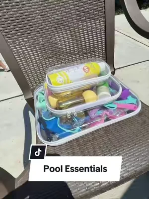 This is one of those little systems that makes life so much easier. ☀️ I packed one pouch with goggles, one with sunscreen and hair essentials, and one with my son’s pool gear. They all live in our pool bag now, so I’m not scrambling to find everything every time we head out. 👏 #MomHack #PoolEssentials #OrganizationHack #SummerMom #pooldays 