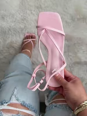 The cutest pink kitten heels, I’m obsessed 💕✨ There’s other color options! #kittenheels #pinkheels #tiktokshopcreatorpicks #summerheels 