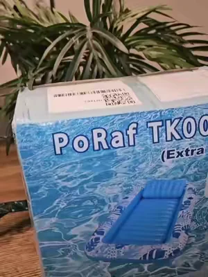 #summerwins #tanningpool 