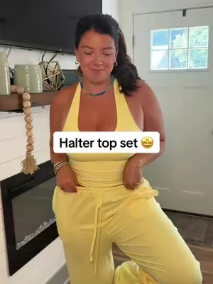 The best two piece set!! #matchingset #twopieceset #haltertop #loungewear #builtinbra 