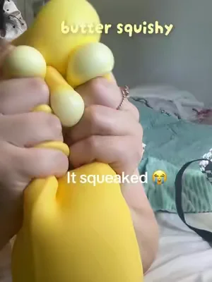BUTTER 🧈 SQUISHY from tiktok shop, click the link if u want one #buttersquishy #squishy #trendingproducts #squishytrend #tiktokmademebuyit 