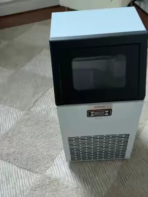 #icemaker #icemachine #tiktokshopsummersale 
