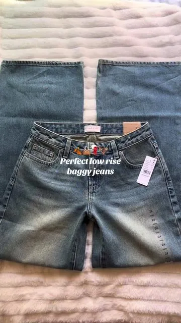 Part 50 | such a pretty wash! Perfect for back to school 🍁🏫🚌🎃 Short girl friendly! Buy while still in stock! #pacsun #pacsunjeans #backtoschool #fallfashion #lowrise bella swan back to school outfit inspo twilight fall aesthetic fall outfit cozy season pumpkins denim spooky season for the short girlies clothes TikTok trend fyp viral blow this up coquette Rory Gilmore 2000s Y2K 