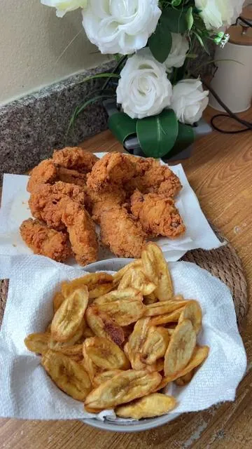 En esta freidora puede freír carne y pescado, pollo y tajadas #zeneyrarodriguez 