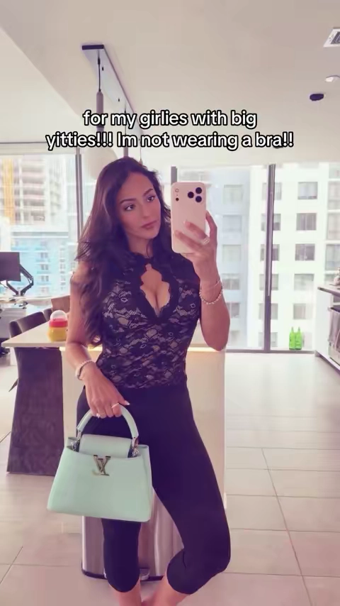 #outfitideas #baddieoutfits #baddiefits #girlsnightoutfit #cluboutfit #vacationoutfit #miamioutfit #eurosummeroutfits #caprifashion #outfitswithcapri #summervibes #fashioninspo #bigbustapproved #bigbustoutfit #tiktokshopcreatorpicks