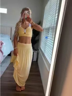🌞✨💛 #OOTD #swim #bikini #beachvacation #butteryellow 
