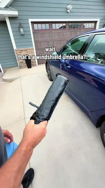 So hot out 🥵 help your car survive the heat too. #summerhacks #vehicle #summeressentials #summerwins #windshieldumbrella 
