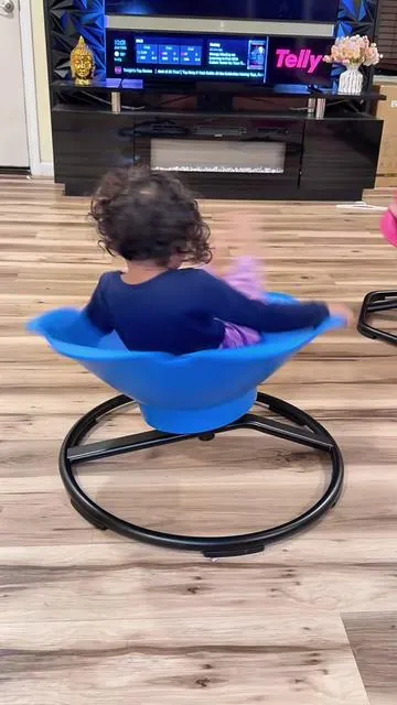 #fyp #sainamahato❤️‍ #sansamahato❤️ #spinningchair 