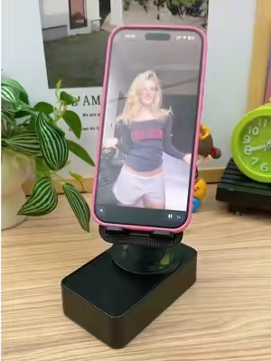¡El rey de la calidad-precio! Un accesorio de escritorio 5 en 1 súper completo. 🤯📱 #bluetoothspeaker #ChargingDock #phonestand  #summerwins #dealsforyoudays