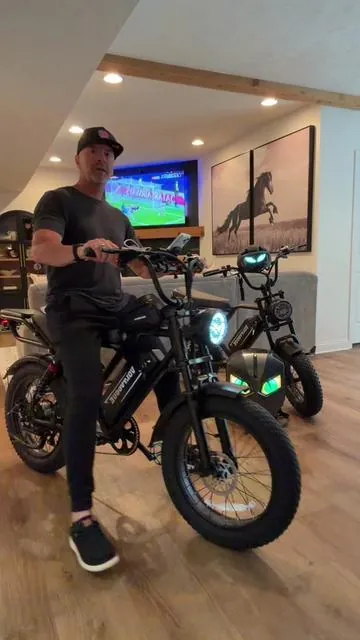 VOLTVOGUE E-BIKE 🏆 The best street legal bike and it’s on sale! @AOVOPRO STORE #ebike #electricbike #ebikes #dudedealz 