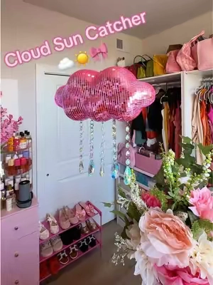 The most beautiful cloud sun catcher☀️✨☁️ #suncatchers #discocloud #clouddecor #hangingdecor #pinkaesthetic 