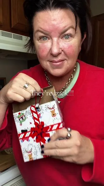 IYKYK @QVC, Inc #qvc #christmasdecor #ornaments #holidaycountdown #holidaydecor 