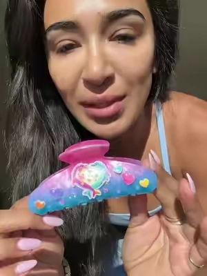 7658688484693101837