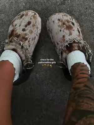 This may be the coolest @Crocs I’ve ever seen ✨🤎 #crocs#clogs#western#yallternative 