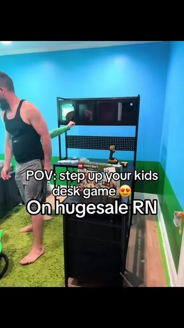 Our fav desk is ON SALE right now!!!!! 