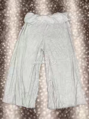 gaucho girl summer :P #gauchos #gauchopants #y2k #yogagirl #fashioninspo 