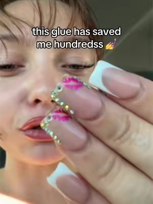 take your time and money back 🙄💅 this glue is EVERYTHING 🤞 #strongnailglue #pressonnails #curvlife #superstrongnailglue #tiktokshopfinds 
