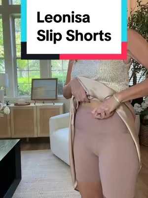 Replying to @MB Kramer  Moderate Compression is the Key to Comfort 👌 #shapewear #styletips #fashiontips #fashionhacks #classystyle @Leonisa USA 