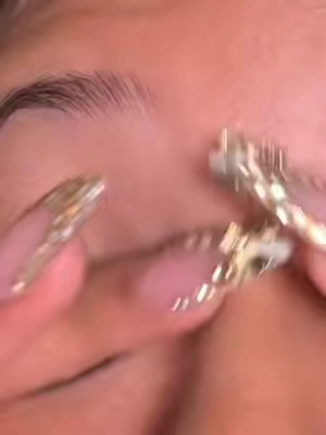 #fyp #viral #lashes #clusterlashes #lashclusters 