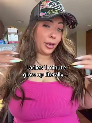 One minute baddie routine, right here! #hairextensions #clipinextensions #hairstyle 