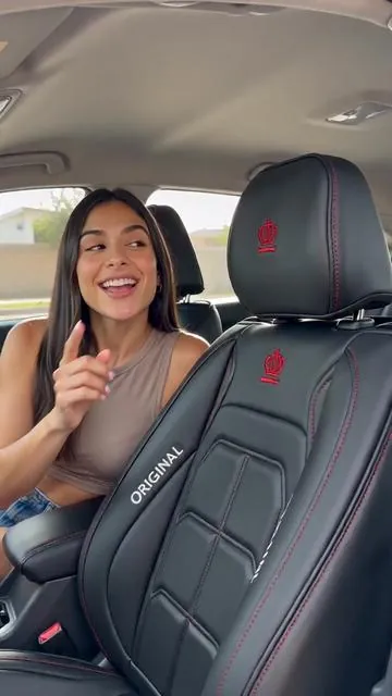 ¿Listo para proteger el interior de tu coche con estilo? 🚘 Descubre nuestras fundas de asiento de cuero PU de alta calidad. Diseñadas para los cinco asientos, ofrecen cobertura completa y son resistentes al agua y a las manchas. Mantener tu coche impecable nunca fue tan fácil. ¡Apto para la mayoría de vehículos! Haz clic en el carrito y consigue las tuyas. #fundasdeasiento #cuidadodelauto #DealsForYouDays #AIGC #Moras