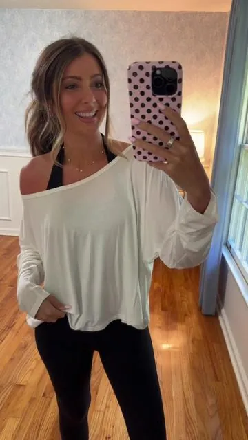 Nothing better than an elevated basic top 🙌 #elevatedbasics #affordablefashion #falltransitionoutfit #staplepieces #basicoutfit 