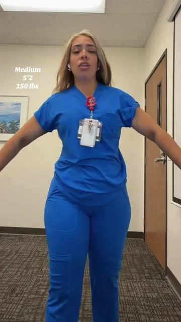The most comfortable scrubs you’ll wear! 💙#scrubs #scrubsoftheday #scrubstyle #scrubslife #scrubsootd 