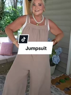 This is lightweight, flowy, and curvy girl friendly! @lepunuo_official #jumpsuit #midsizefashion #overalls  #teacheroutfit #CapCut 