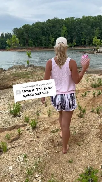 Replying to @tjp0225 I LOVE this swimsuit for the splash pad or amusement parks with the kids! 🤩💦🌊🎢🏖️🩵 I’m wearing a medium! 135lb 5’6” @Aidonger #tankini #swimsuit #momtok #momswimsuit #summerwins 