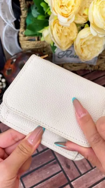 Keep your cash and cards stylishly organized. ✨ #beta #wallet #cardholder #tiktokshopstockup #mothersdaygiftideas 