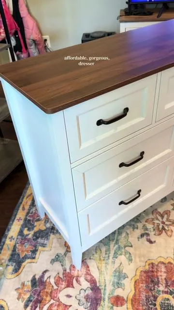 LOVE #farmhouse #dresser #bedroomfurniture 