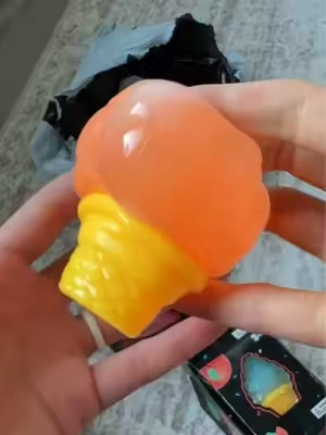 #icecreamsquishy #squishy #sugarsquishycube #sensorytoys #fidgettoys 