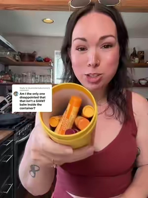 Replying to @blueheelerbabymama ngl that would be pretty awesome. @Burt's Bees can we get a GIANT lip balm please?!? #burtsbees #lipbalm #lipbalmaddict 