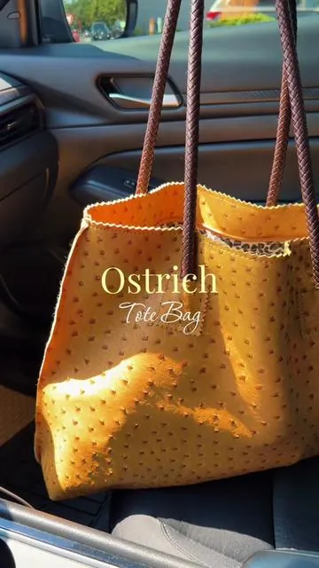 No ostriches were harmed in the making of this bag. ☺️👜 #Faux #ToteBag
