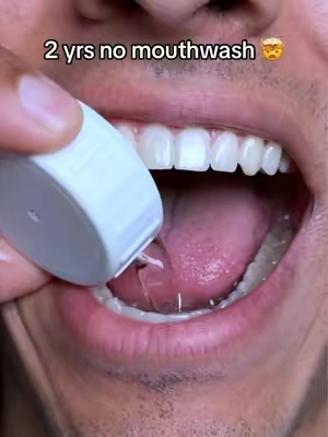 It was like fire in my mouth 😭 #gaptaincrunch #teethwhitening #flashwater #mouthwash #TikTokShopCreatorPicks 