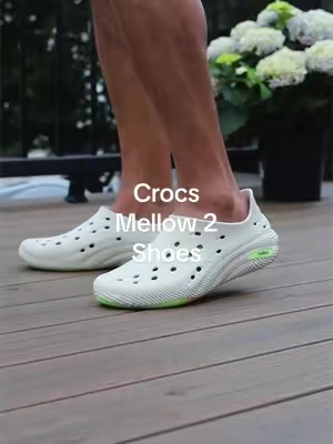 Next level comfort #crocs #crocsnewarrivals #mellow #crocsmellowslides #recovery 