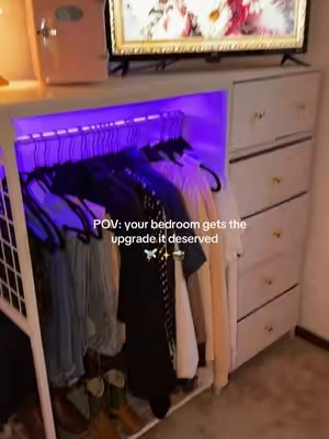#smallspaceliving #walkincloset #affordablefurniture #dresser #closetorganization 