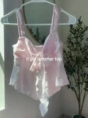 soft girl summer💁🏼‍♀️
