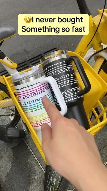 Took me an entire 10 seconds to drop in my cart 🤣🤣 Perfect for my coffee at work! #tumbler #coffeetumbler #viral #tiktokshop #foryoupage @TikTok