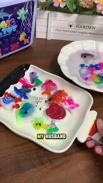 She made one…then immediately made five more #magicwaterelf #dealsforyoudays #kidstoys #DIY #Joyfresh