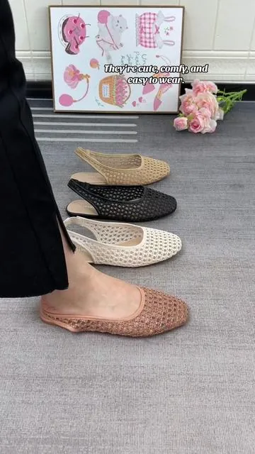 Comfortable woven flats for work and casual days. #FlatSandals #WomensShoes #SummerShoes #spotlightfinds #trendysandals 