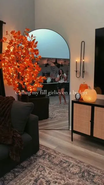Calling all my girly on a budget that still love to decorate #HalloweenDecor #FallDecor