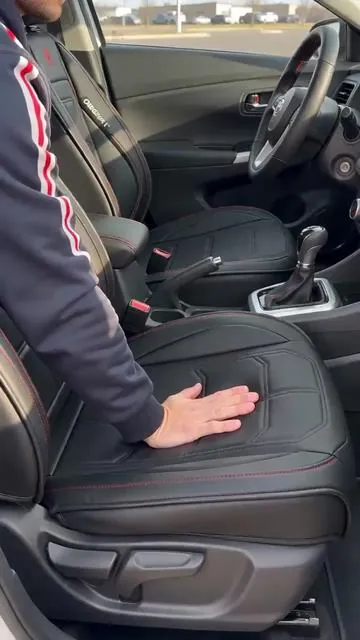 ¿Quieres proteger y darle un toque nuevo a tu coche? 🚗✨ ¡Descubre nuestras fundas universales para asientos! Hechas de cuero PU impermeable y resistente al desgaste, son perfectas para mantener tu interior impecable. Con protección antimanchas y diseñadas para todas las estaciones, son el accesorio ideal. Cubren tus cinco asientos por completo, dándole un estilo renovado y duradero a tu vehículo. ¡Mejora tu experiencia al conducir! Toca para comprar y dale a tu coche el cuidado que se merece. #FundasAsientosCoche #ProteccionCoche #DealsForYouDays #AIGC #Moras