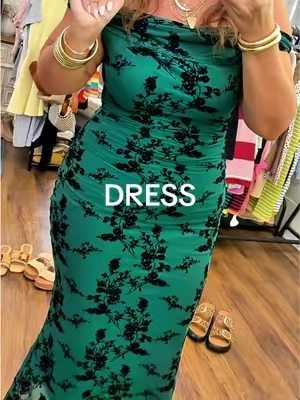 Such an affordable dress and perfect for us midsize over 40 moms! Perfect wedding guest dress! #OOTD #fashion #midsize 