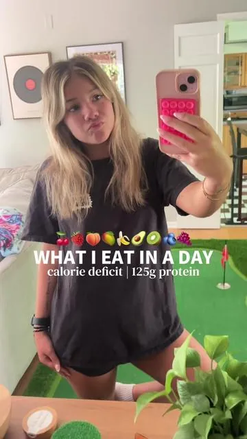 Day 6 is done!! ☺️Yummy eats today yay #whatieatinaday #whatieat #wieiad #wieiadrealistic #healthylifestyle  @Chobani @good culture @LesserEvil Snacks @Prime Bites Protein Treats 