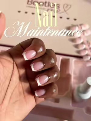 Giving my natural nails a break without giving up cute nails. 🤍 These honestly look way more natural than I expected. If you’ve been looking for a good acrylic alternative these are perfect. #frenchtipnails #frenchtips #homemanicures #foruyou #foruou 
