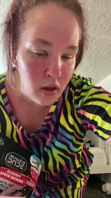 #furcracker #rocketpop #dudewipes #mamajune 