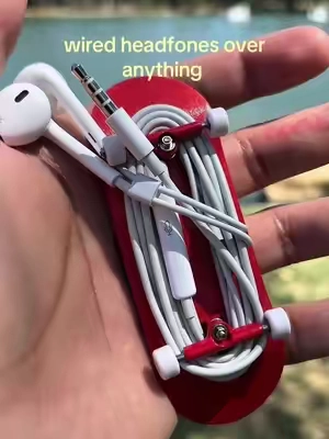 love these wired headphones! 🎧⭐️💥 #headphones #wiredheadphones #earbuds 