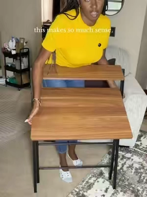 Portable table that just makes sense. @Sweetcrispy Plus #foldabledesk #foldabletable #desk #spacesavingideas #smallspaceideas 